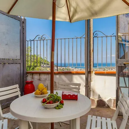 Дом отдыха Sole By Lamberti *